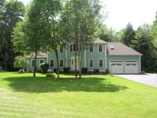31 Colburn Ln, Hollis, NH 03049-6285