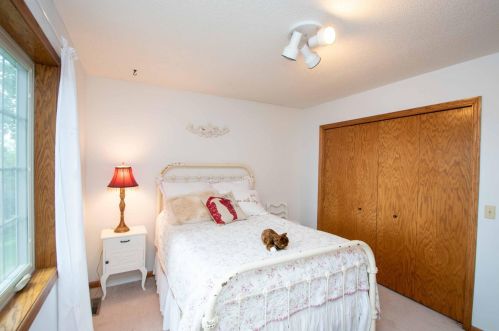 9063 Duckwood Trl, Saint Paul MN  55125-8687 exterior
