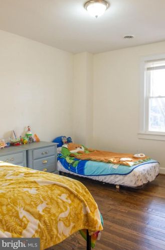 19201 Cardinal Heights Rd, Triangle VA  22172-2406 exterior