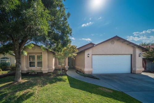 719 Mainberry Dr, Madera, CA 93637-3313