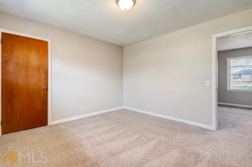1289 Hicks Cir, Conyers GA  30012-4219 exterior