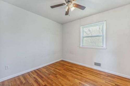 933 Grand Ave, Hackettstown NJ  07840-1015 exterior