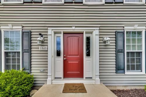 1045 Big Eagle Trl, Carol Stream IL  60188-9153 exterior