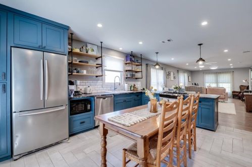 1618 6th Ave, Fort Worth TX  76104-4331 exterior