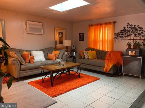 5 Burgess Ln, Willingboro, NJ 08046-1637