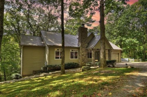 293 Turkey Creek Rd, Ellijay, GA 30536-8333