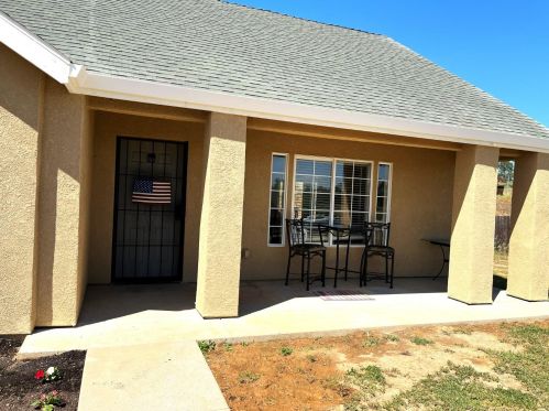 4040 Flint Trl, Copperopolis, CA 95228-9509