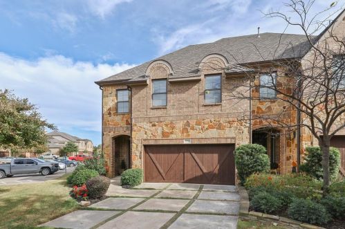 4292 Haskell Dr, Carrollton TX  75010-4280 exterior