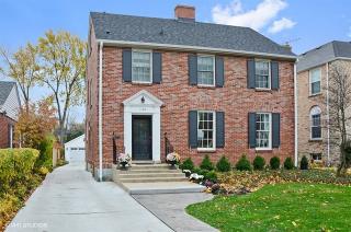 1168 Cherry St, Northfield, IL 60093-2115