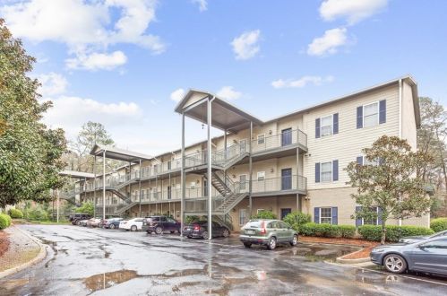 1635 Briarcliff Rd, Atlanta GA  30306-2145 exterior