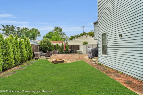 65 Scenic Dr, East Freehold NJ  07728-3479 exterior