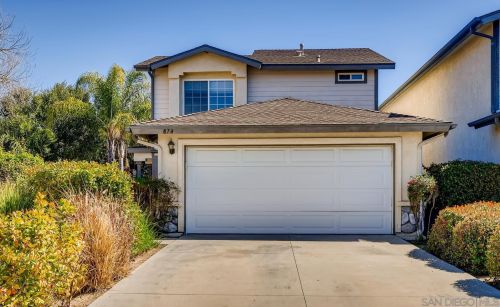 874 Mimosa Creek Ln, Ramona, CA 92065-2883