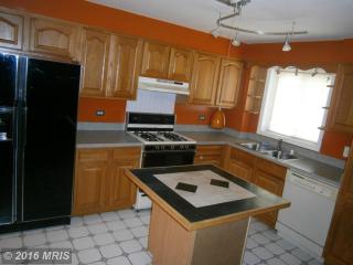 123 Highland Ave, Baltimore MD  21224-1410 exterior