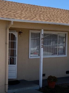1653 Darwin St, Seaside, CA 93955-4527