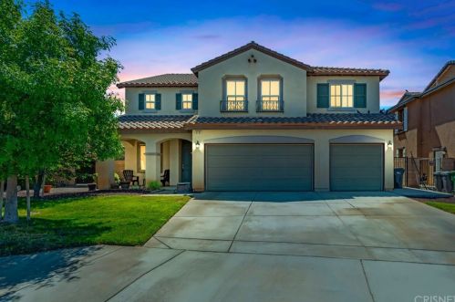 5732 Avenue, Lancaster, CA 93535-7852