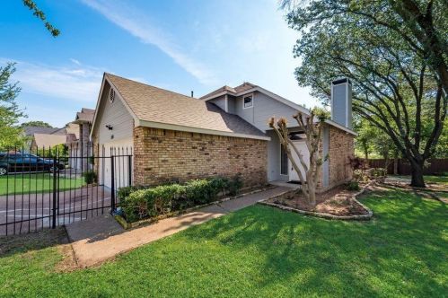 1308 Carver Ln, Irving TX  75061-3900 exterior