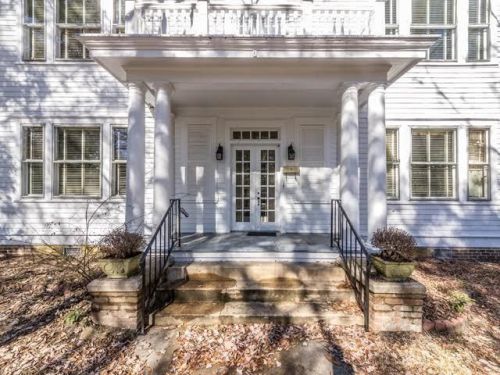 406 Entwistle St, Dobbins Heights, NC 28345-2420