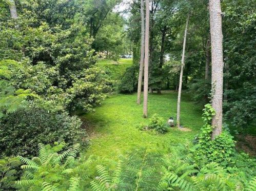 2733 Harlan Dr, Atlanta GA  30344-3701 exterior