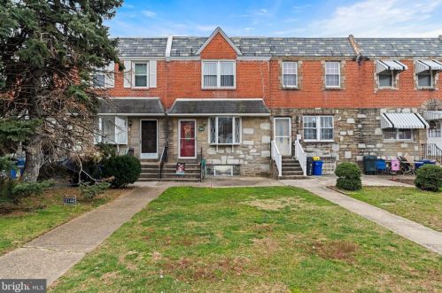 3142 Gilham St, Philadelphia, PA 19149-3124