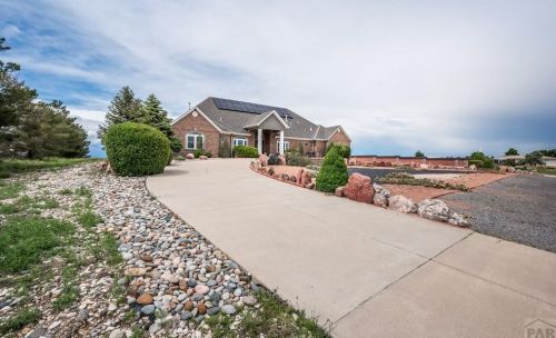 25 Linden Ave, Pueblo, CO 81007-2693