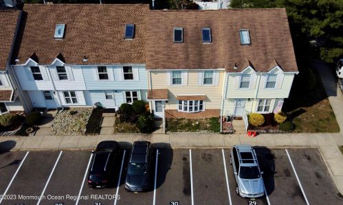 30 Renee Ct, Jackson Twp, NJ 08527-2369