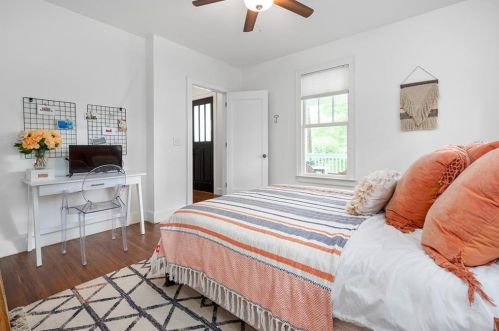 1759 Marietta Rd, Atlanta GA  30318-2763 exterior