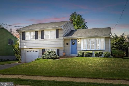 27 Winding Way, Trenton, NJ 08620-2625