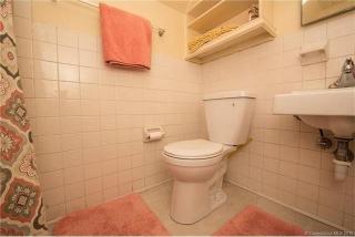 483 Center St, Wallingford CT  06492-3805 exterior