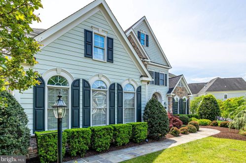 15747 Spyglass Hill Loop, Gainesville VA  20155-3239 exterior
