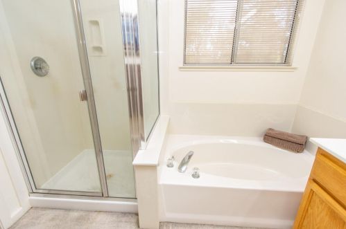 962 Ashford Dr, Turlock CA 95382-0262 exterior