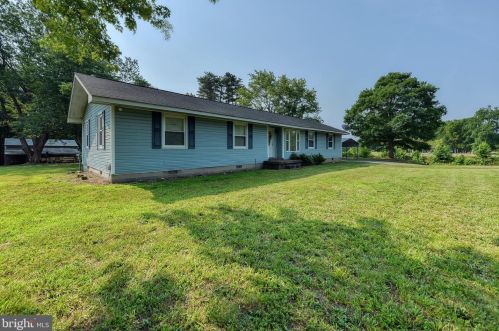 33 Johnny Hall Rd, Mineral, VA 23117-5204