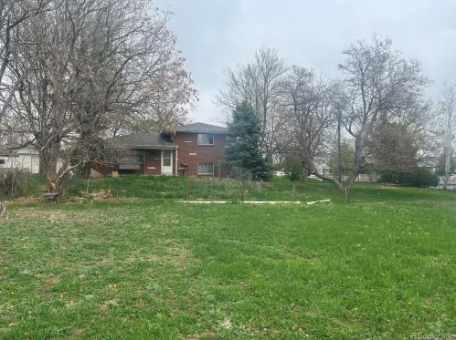 5220 Swadley St, Denver CO  80033-2022 exterior