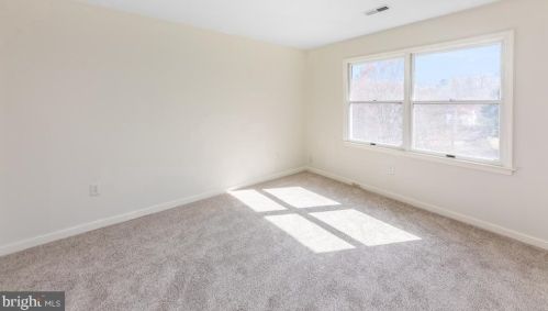 12312 Glade Dr, Fredericksburg, VA 22407-6282