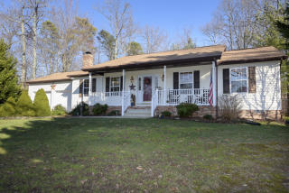 35755 Aviation Yacht Club Rd, Mechanicsville, MD 20659-2980