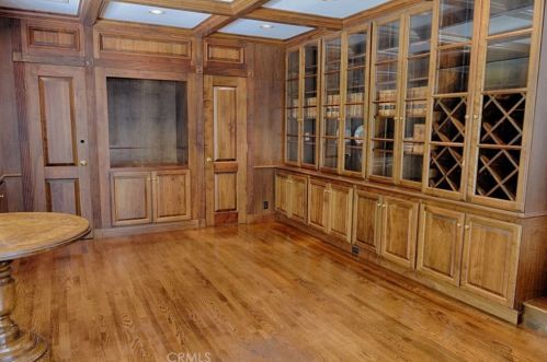 1628 La Loma Dr, Santa Ana CA 92705-3078 exterior