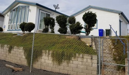 658 Via Santa Paulo, Vista CA  92081-6370 exterior