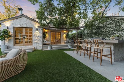 14007 La Maida St, Van Nuys, CA 91423-1908