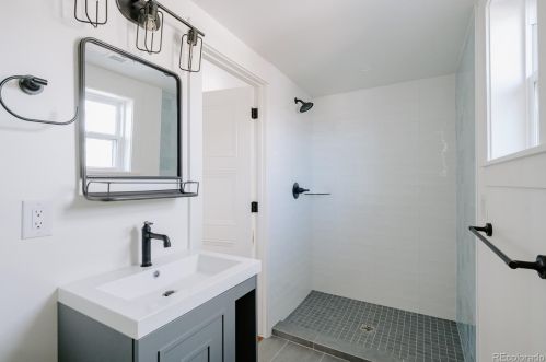 462 Pennsylvania St, Denver CO  80203-3614 exterior