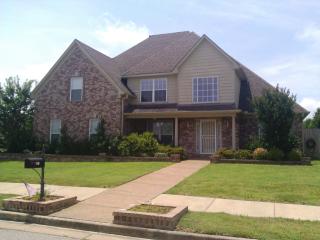 227 Sweet Rain Dr, Piperton, TN 38017-3800
