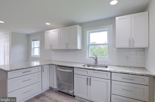 720 Elizabeth St, Lancaster PA  17603-2218 exterior