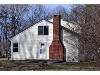 17 Summer St, Hillsboro, NH 03244-5431