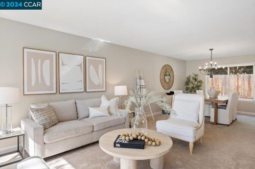4387 Fallbrook Rd, Concord, CA 94521-3513