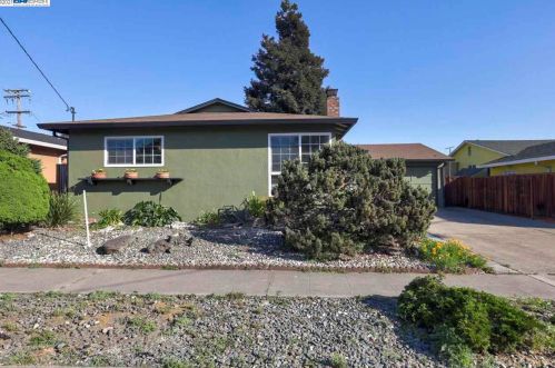 420 Elmhurst St, Hayward, CA 94544-1128