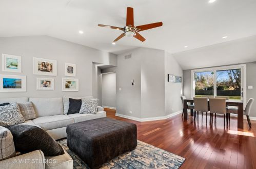 20871 Dogwood St, Bannockburn IL  60015-3567 exterior