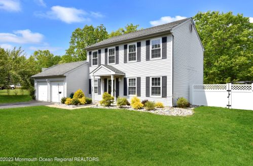 6 Stonecress Ct, Jackson Twp, NJ 08527-4165