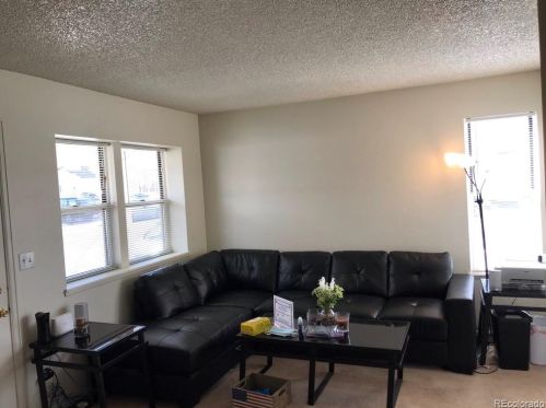 17217 Frd Dr, Aurora CO 80017-3259 exterior