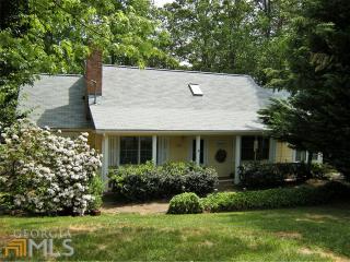 219 Grasshopper Ln, Clayton, GA 30525-5917