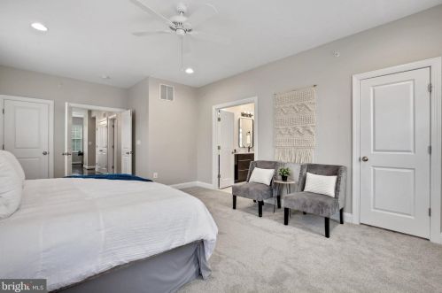 8810 Gunston St, Fulton MD  20759-2308 exterior