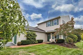 2587 Grandview Park Dr, York, PA 17408-1482
