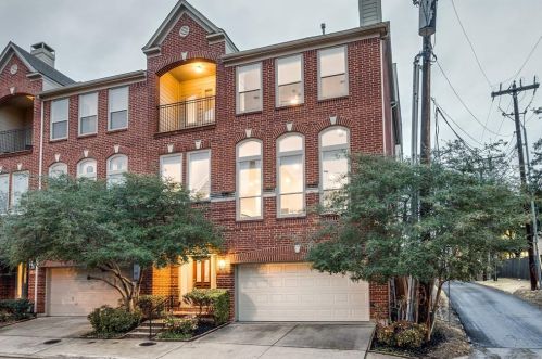 2916 Hallsville St, Dallas TX  75204-2718 exterior